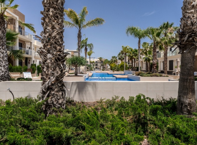 Resale - Villa - La Zenia