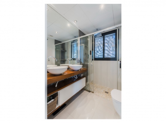 Resale - Villa - La Zenia