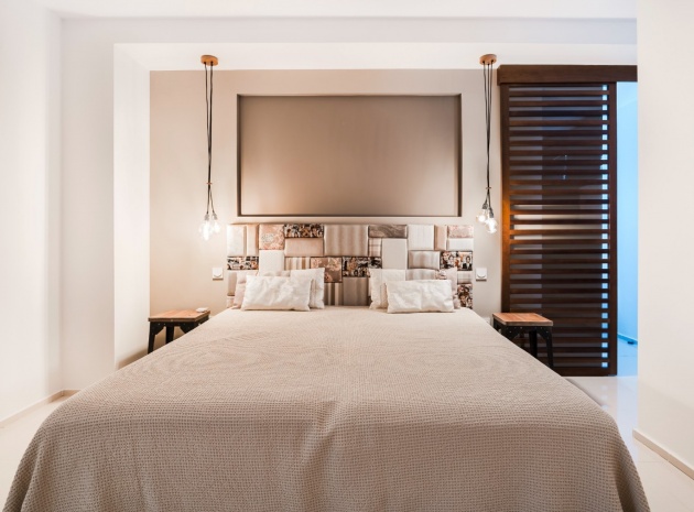 Resale - Villa - La Zenia