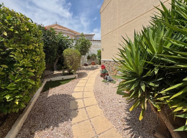 Resale - Villa - Ciudad Quesada