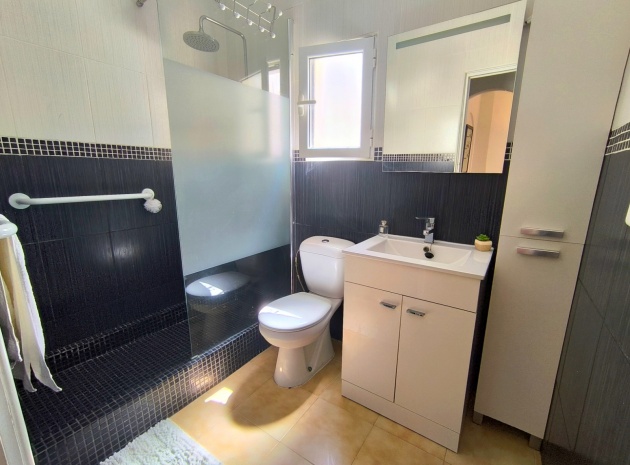 Resale - Bungalow - San Miguel de Salinas - balcon costa