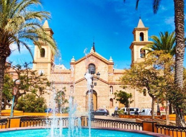 Nybyggnad - Lägenhet - Torrevieja - Centro