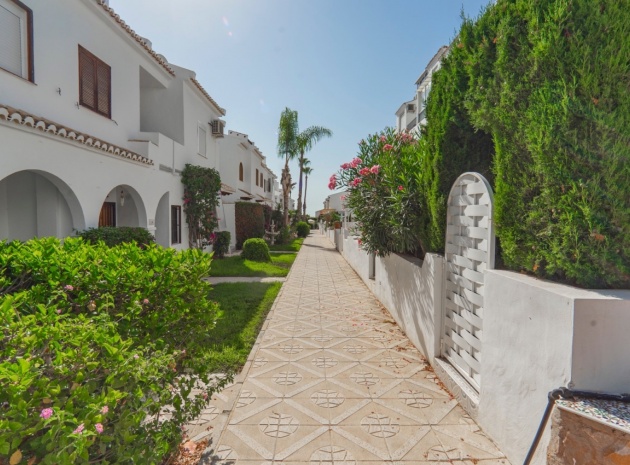 Resale - Townhouse - Ciudad Quesada