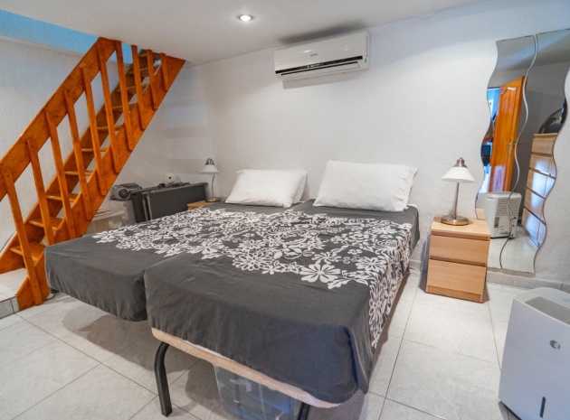 Resale - Townhouse - Ciudad Quesada