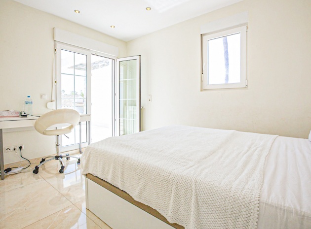 Resale - Villa - La Zenia