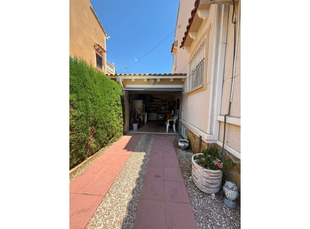 Resale - Villa - Villamartin - El Galan