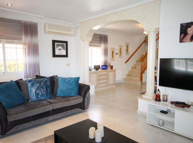 Resale - Villa - Villamartin - El Galan