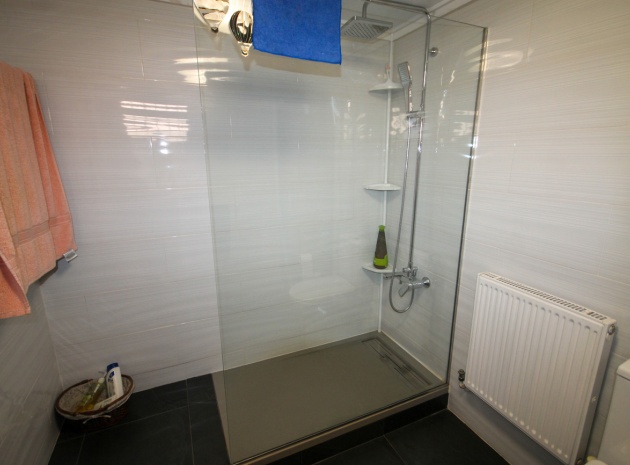 Resale - Villa - Villamartin - El Galan