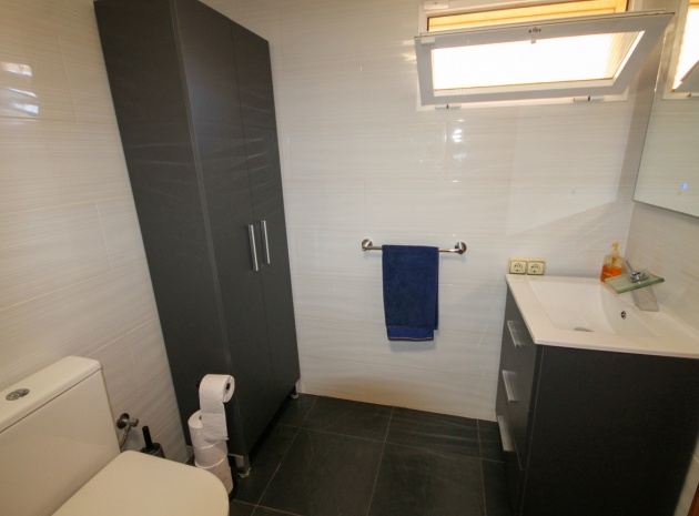 Resale - Villa - Villamartin - El Galan