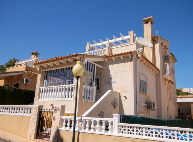 Resale - Villa - Villamartin - El Galan