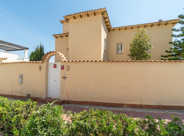 Återförsäljning - Villa - La Mata - cabo cervera