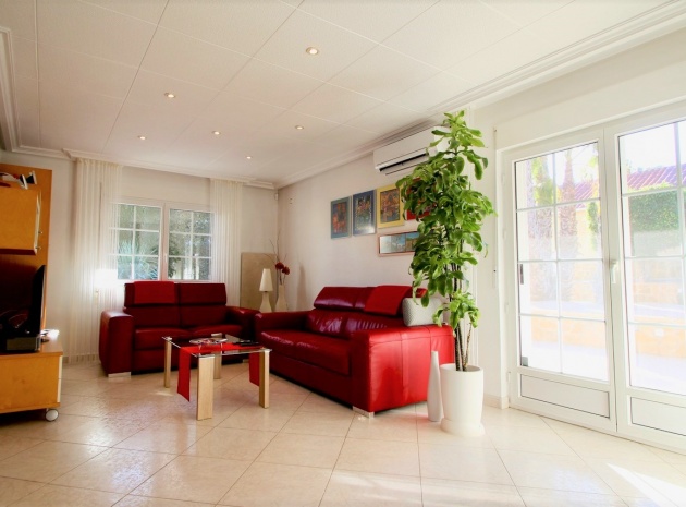 Återförsäljning - Villa - Villamartin