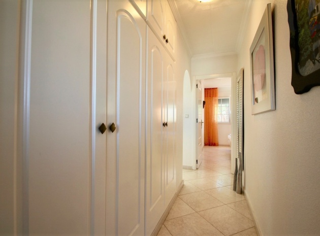 Återförsäljning - Villa - Villamartin