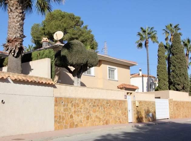 Återförsäljning - Villa - Villamartin