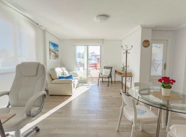 Återförsäljning - Lägenhet - Torrevieja - Beachside Torrevieja