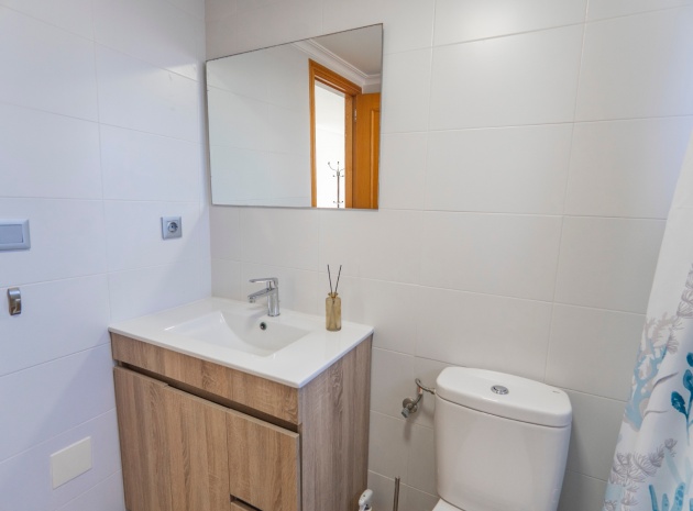 Återförsäljning - Lägenhet - Torrevieja - Beachside Torrevieja