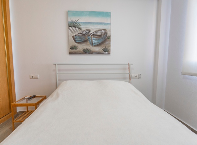 Återförsäljning - Lägenhet - Torrevieja - Beachside Torrevieja