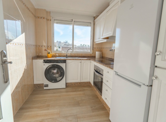 Återförsäljning - Lägenhet - Torrevieja - Beachside Torrevieja