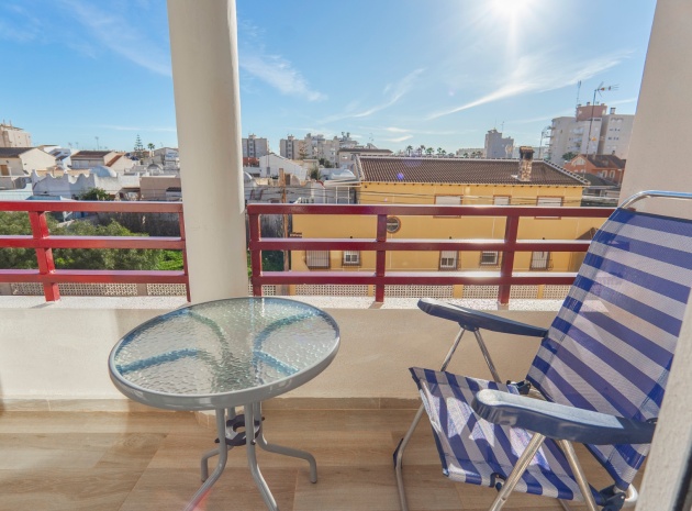 Återförsäljning - Lägenhet - Torrevieja - Beachside Torrevieja
