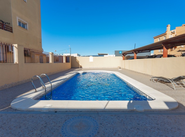 Återförsäljning - Lägenhet - Torrevieja - Beachside Torrevieja
