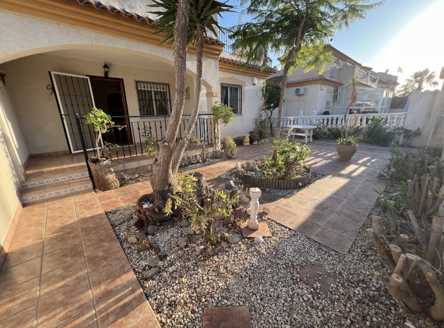 Resale - Villa - Playa Flamenca - iria