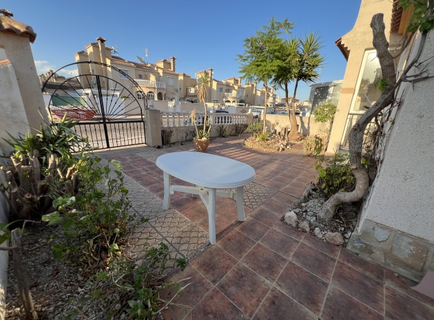 Resale - Villa - Playa Flamenca - iria