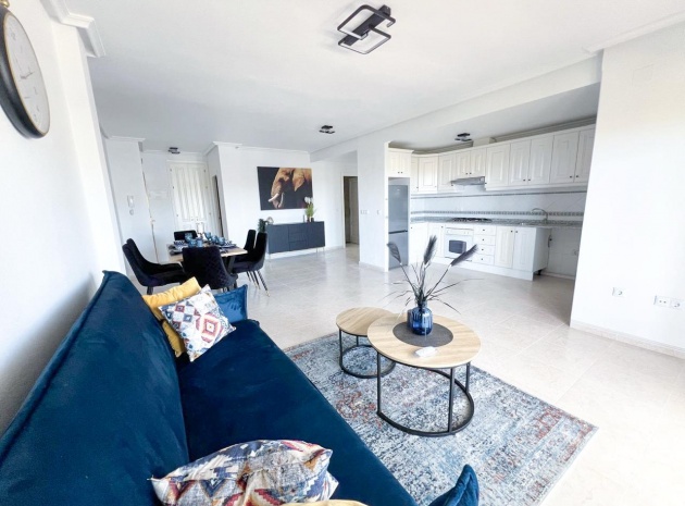 Resale - Apartment - Campoamor