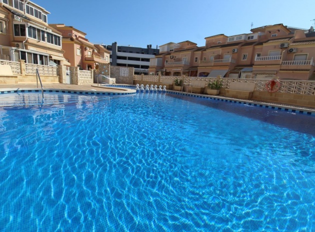 Revente - Villa - Playa Flamenca - pueblo caballero