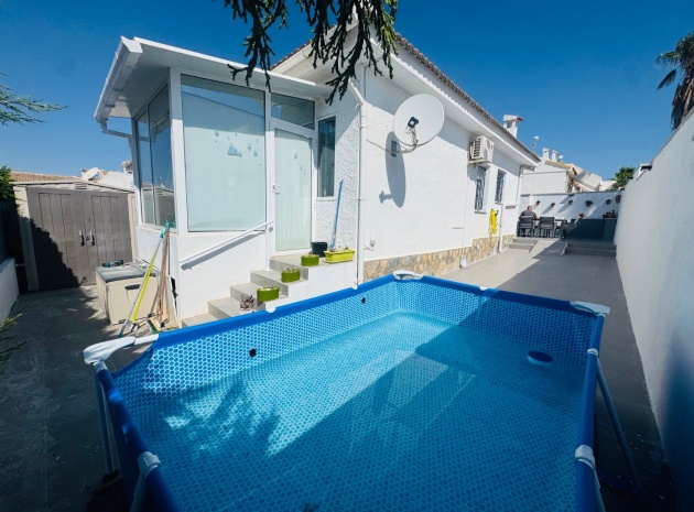 Revente - Villa - Ciudad Quesada - Pueblo Bravo