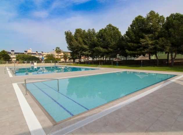 Resale - Apartment - Algorfa