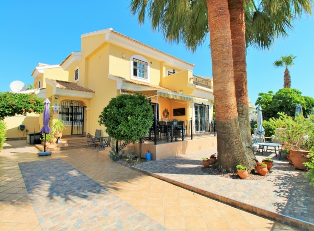 Resale - Villa - Villamartin - Los Dolses