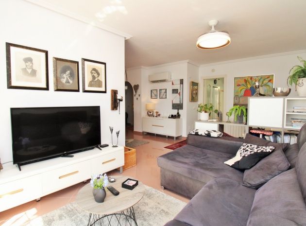 Resale - Villa - Villamartin - Los Dolses