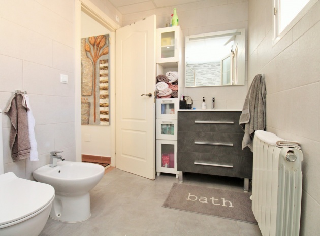 Resale - Villa - Villamartin - Los Dolses