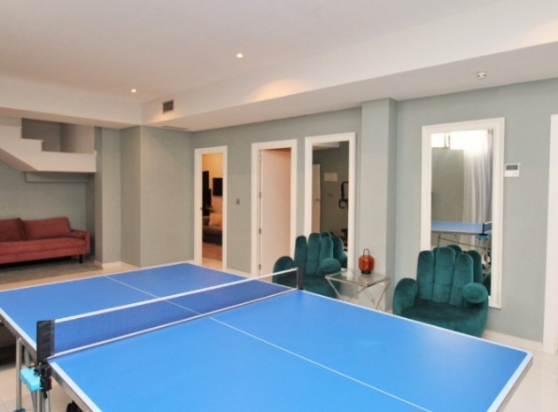 Resale - Villa - Villamartin