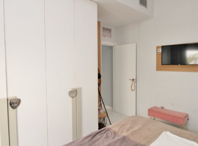 Resale - Villa - Villamartin