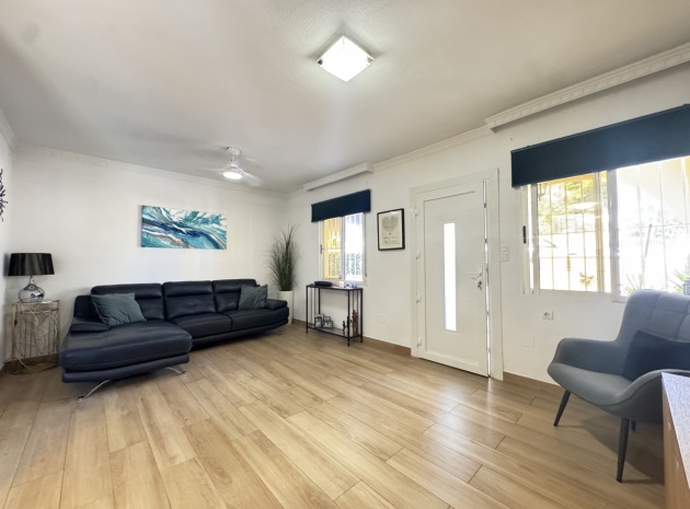 Wiederverkauf - Villa - Villamartin