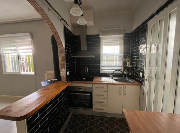 Återförsäljning - Villa - Algorfa