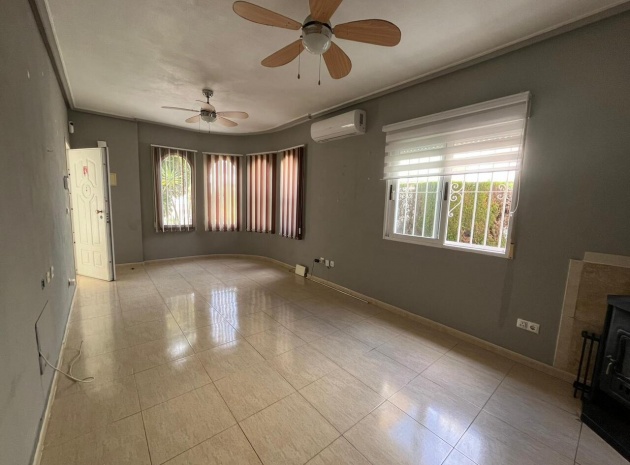 Återförsäljning - Villa - Algorfa