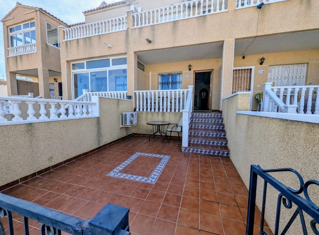 Wiederverkauf - Stadthaus - Punta Prima - La Cinuelica