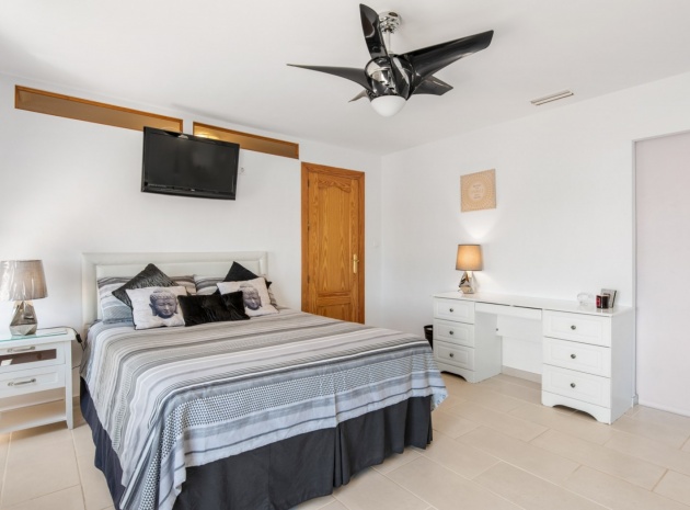 Resale - Villa - Catral