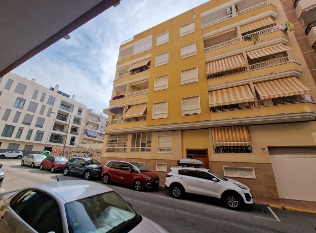 Resale - Apartment - Guardamar del Segura