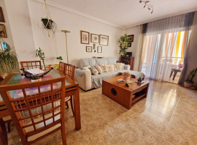Resale - Apartment - Guardamar del Segura