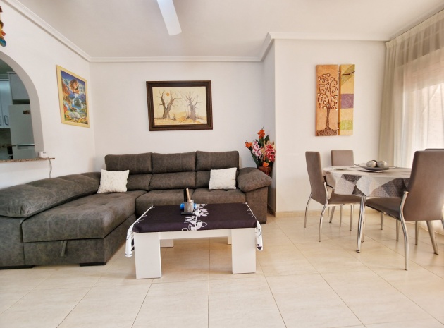 Wiederverkauf - Wohnung - Daya Nueva