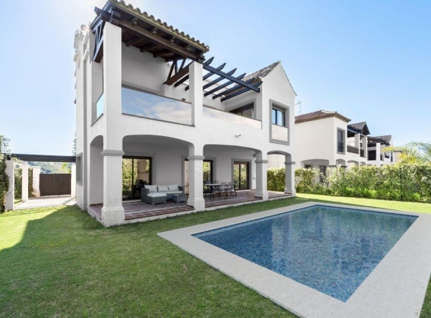 Nieuw gebouw - Villa - Estepona - Azata Golf Estepona Oeste