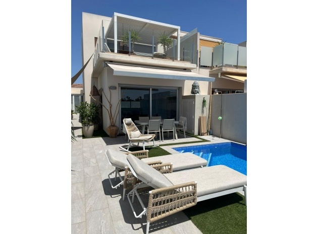 Resale - Villa - Daya Vieja