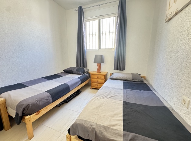 Återförsäljning - Lägenhet - Villamartin - lomas del golf