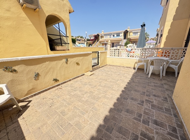 Återförsäljning - Lägenhet - Villamartin - lomas del golf