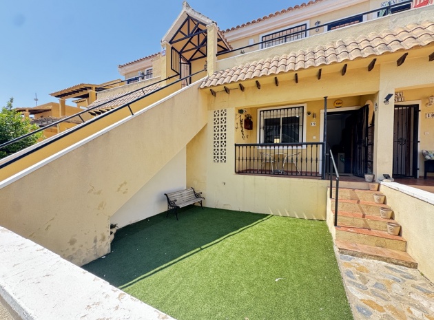 Återförsäljning - Lägenhet - Villamartin - lomas del golf