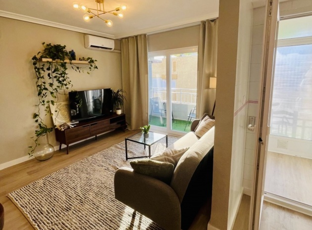 Wederverkoop - Appartement - Torrevieja - Beachside Torrevieja