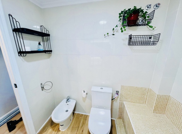 Wederverkoop - Appartement - Torrevieja - Beachside Torrevieja